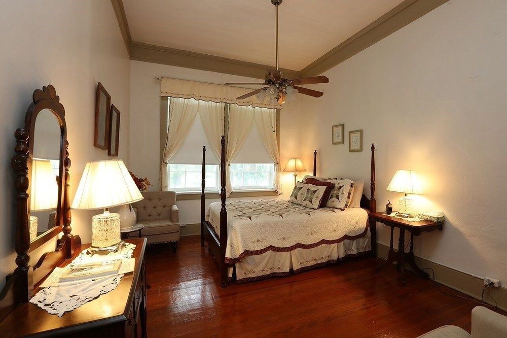 Old Castillo Bed And Breakfast Saint Martinville Exterior foto